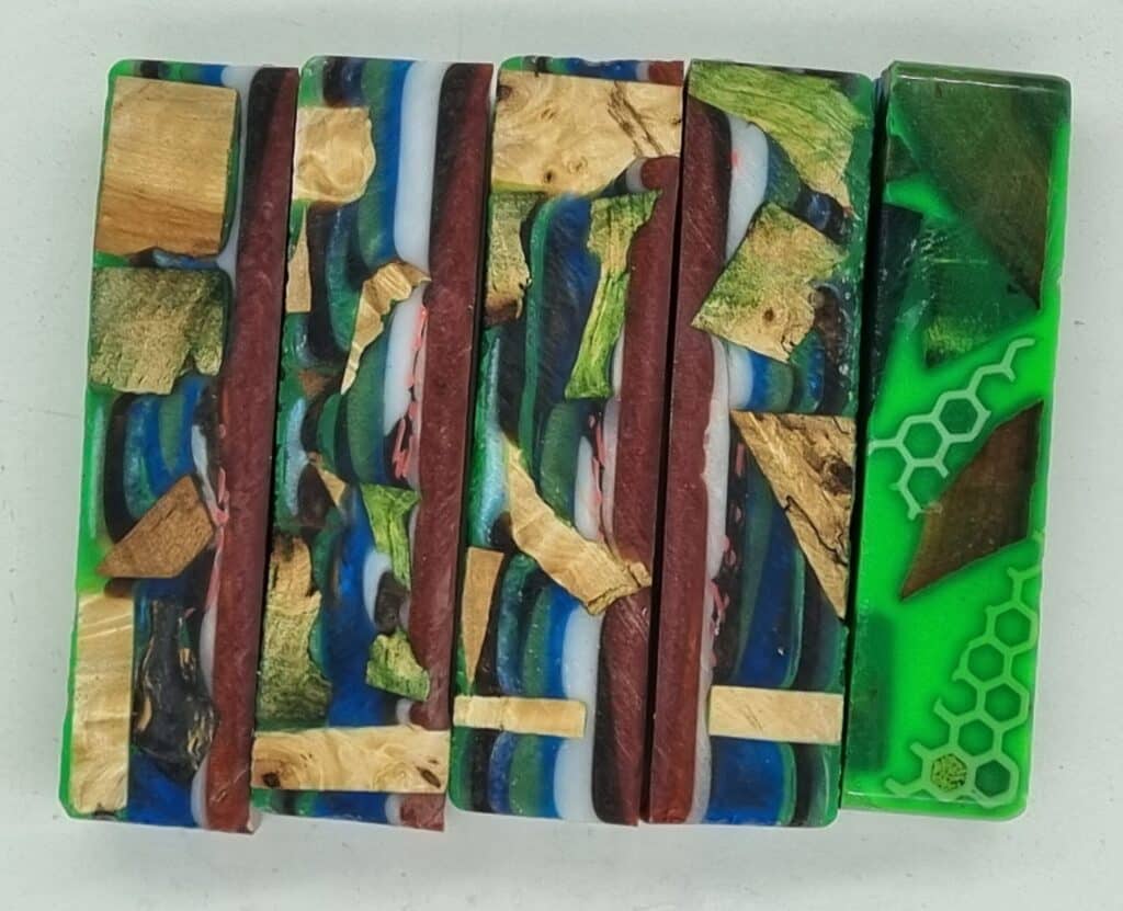 Kantel stabilisierte Holzreste bunt 30mm x 30mm x 120mm