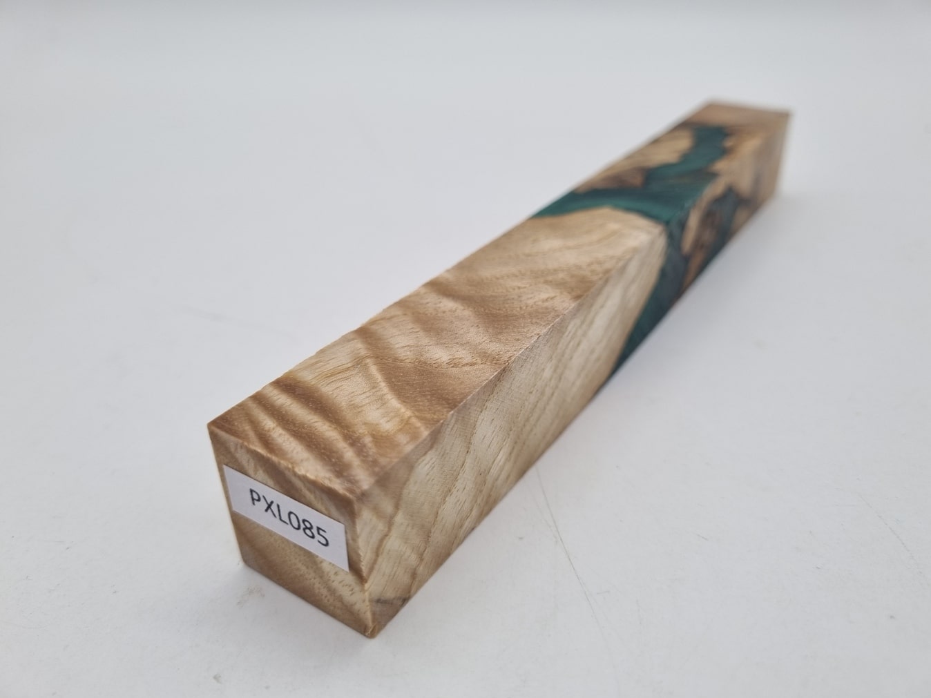 Penblank PXL085 Esche leicht geriegelt gestockt natur/grün 22mm x 22mm x 175mm