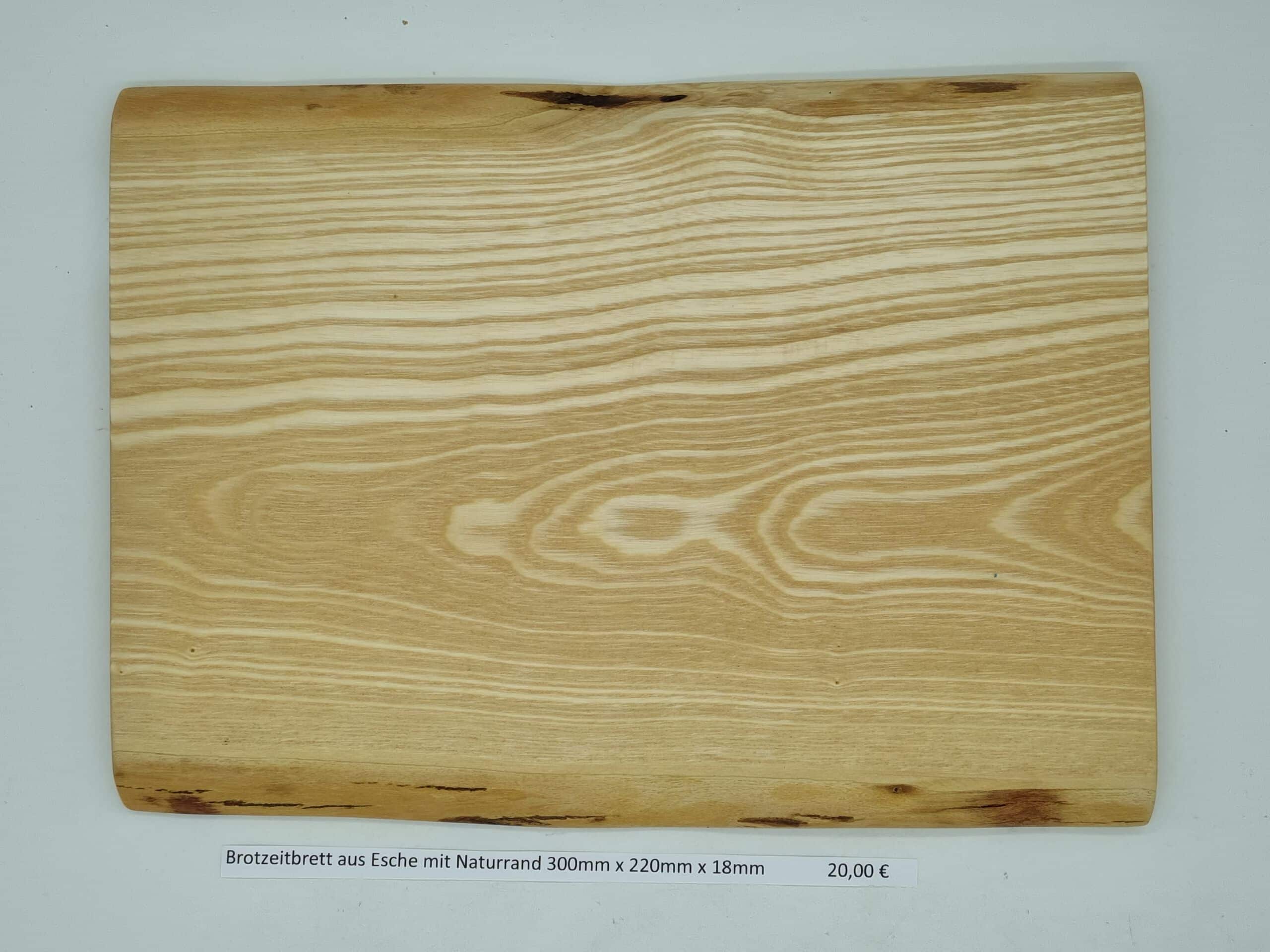 Brotzeitbrett aus Esche mit Naturrand 300mm x 220mm x 18mm